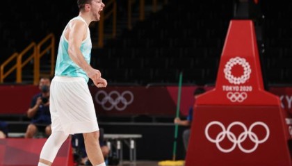 在线极速赛车-年轻的东契奇有颗老成的心，他让对手和队友都折服